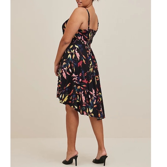 TORRID NWT SMOCKED HI-LOW MINI DRESS - CHALLIS LEAVES BLACK - Picture 6 of 7
